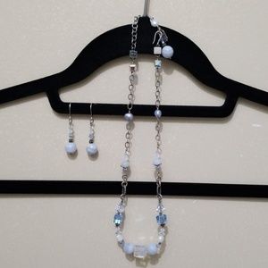 Necklace and earring set